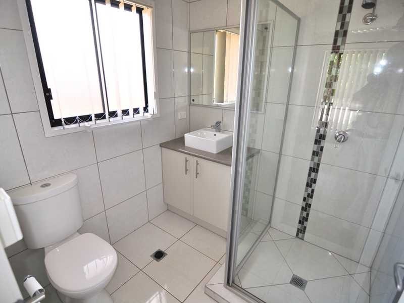 2 Creekside Esplanade, Cooloola Cove QLD 4580