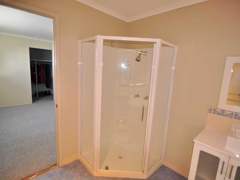 96 Golden Hind Avenue, Cooloola Cove QLD 4580