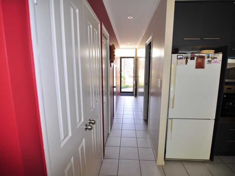 Unit 5/43 Trevally  Street, Tin Can Bay QLD 4580