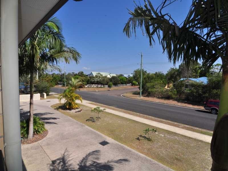 Unit 5/43 Trevally  Street, Tin Can Bay QLD 4580
