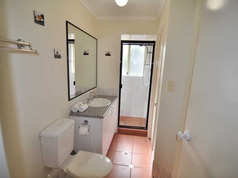 22/4 Double Island Drive, Rainbow Beach QLD 4581