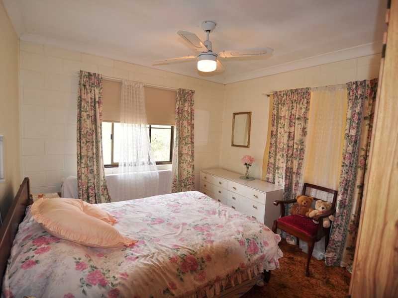 13 Squire Street, Tin Can Bay QLD 4580