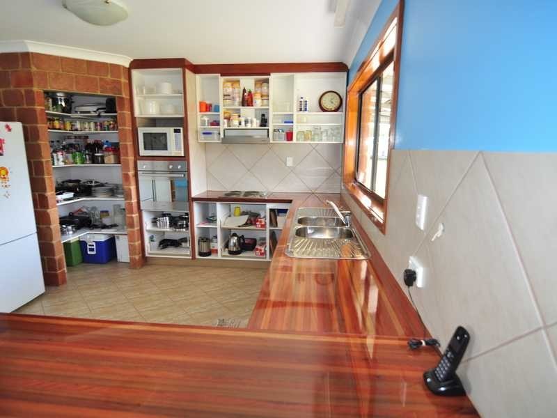 16 Atlantis Ave, Cooloola Cove QLD 4580