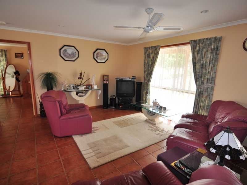 11 Endurance ave, Cooloola Cove QLD 4580