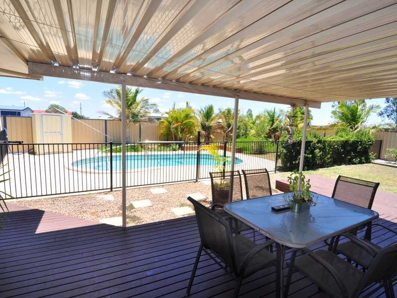 12 Capstan Court, Cooloola Cove QLD 4580