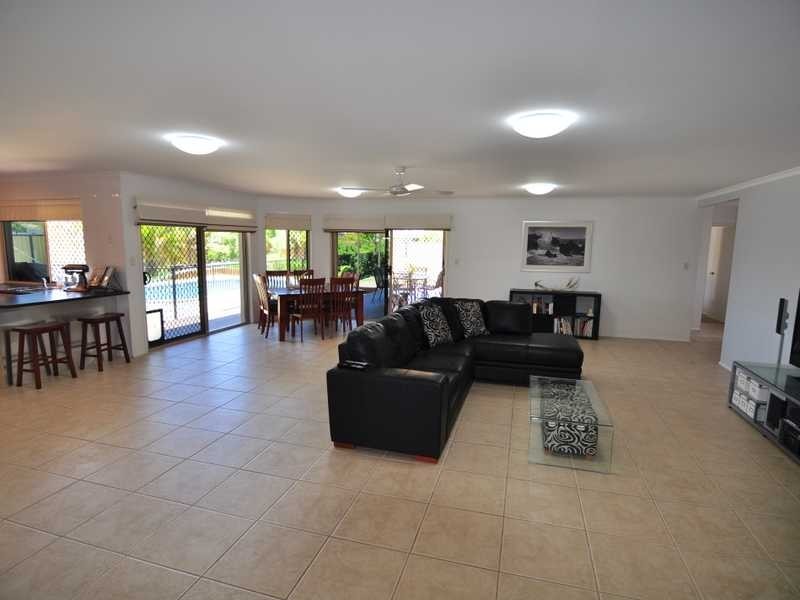 12 Capstan Court, Cooloola Cove QLD 4580