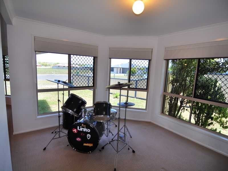 12 Capstan Court, Cooloola Cove QLD 4580