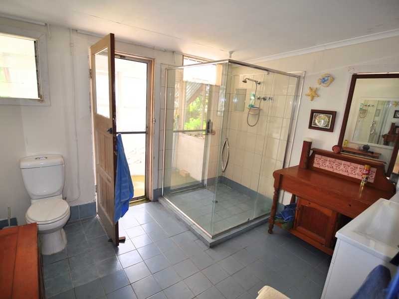 205 Gympie Road, Tin Can Bay QLD 4580