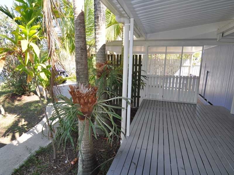 72 Bayside Road, Cooloola Cove QLD 4580