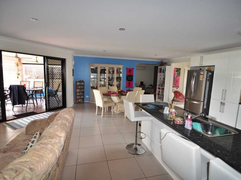 11 Kanimbla Ave, Cooloola Cove QLD 4580