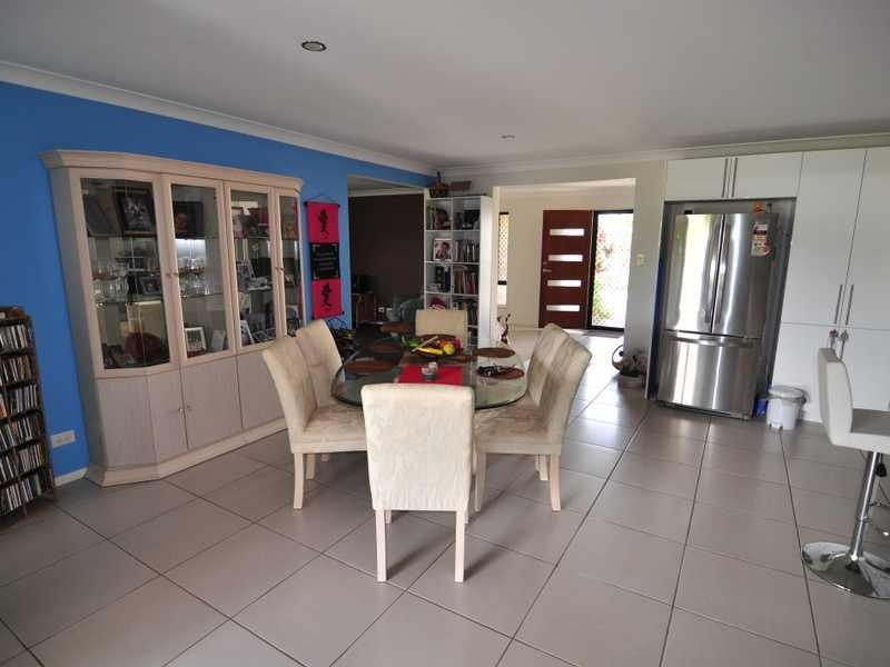 11 Kanimbla Ave, Cooloola Cove QLD 4580