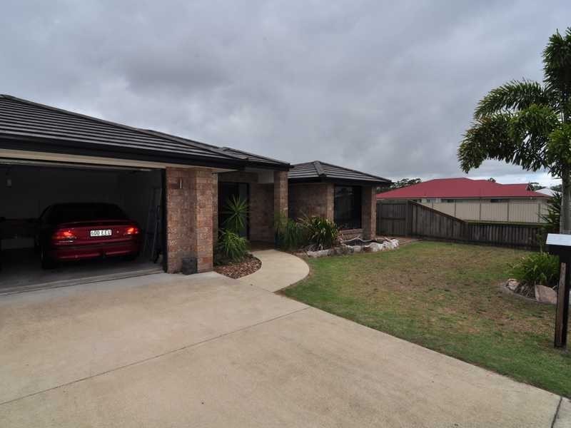 11 Kanimbla Ave, Cooloola Cove QLD 4580