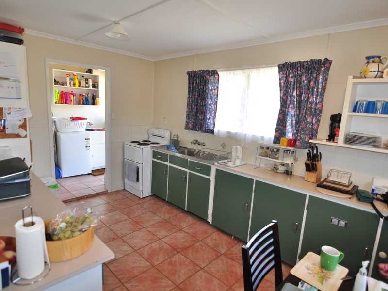 4 Oberon Court, Cooloola Cove QLD 4580