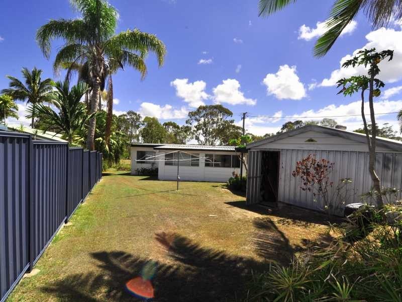 22 Oyster Parade, Tin Can Bay QLD 4580