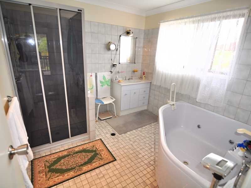 4 Tom Thumb Court, Cooloola Cove QLD 4580