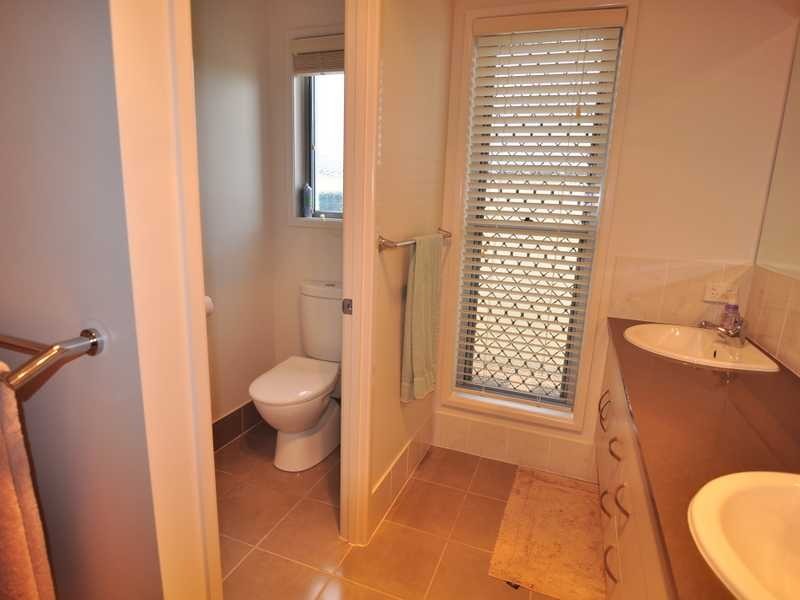 40 Tuna Way, Tin Can Bay QLD 4580