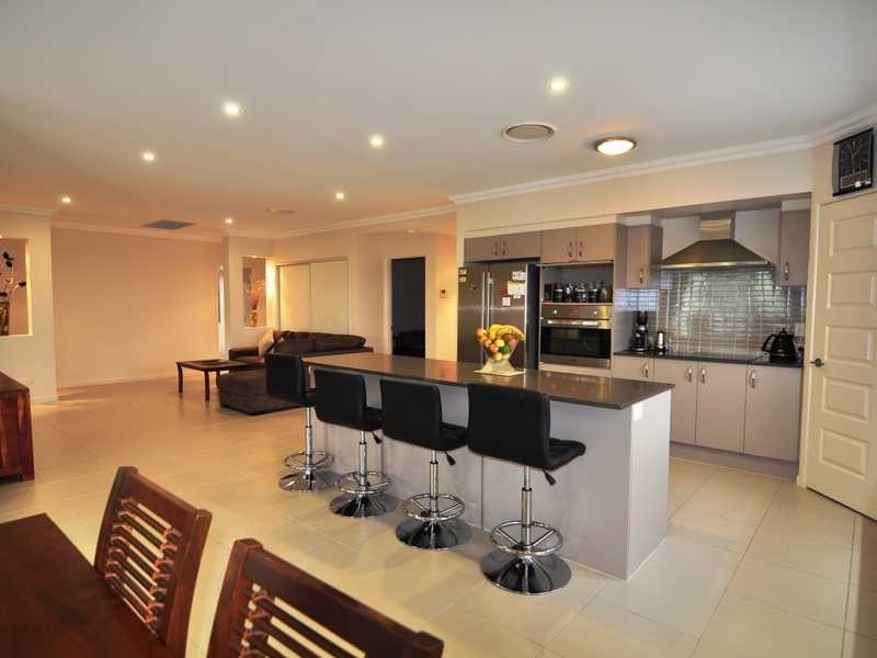 40 Tuna Way, Tin Can Bay QLD 4580