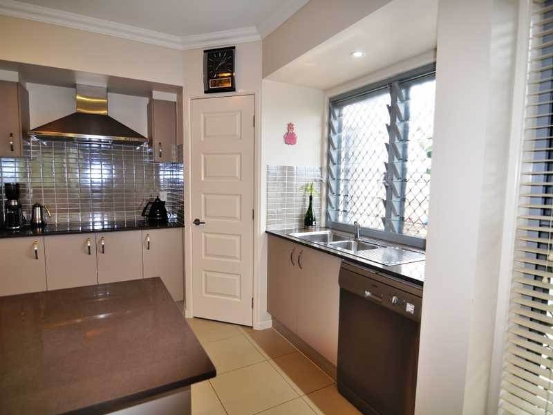 40 Tuna Way, Tin Can Bay QLD 4580