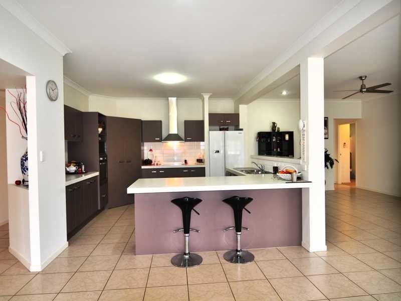 52 Creekside Esplanade, Cooloola Cove QLD 4580