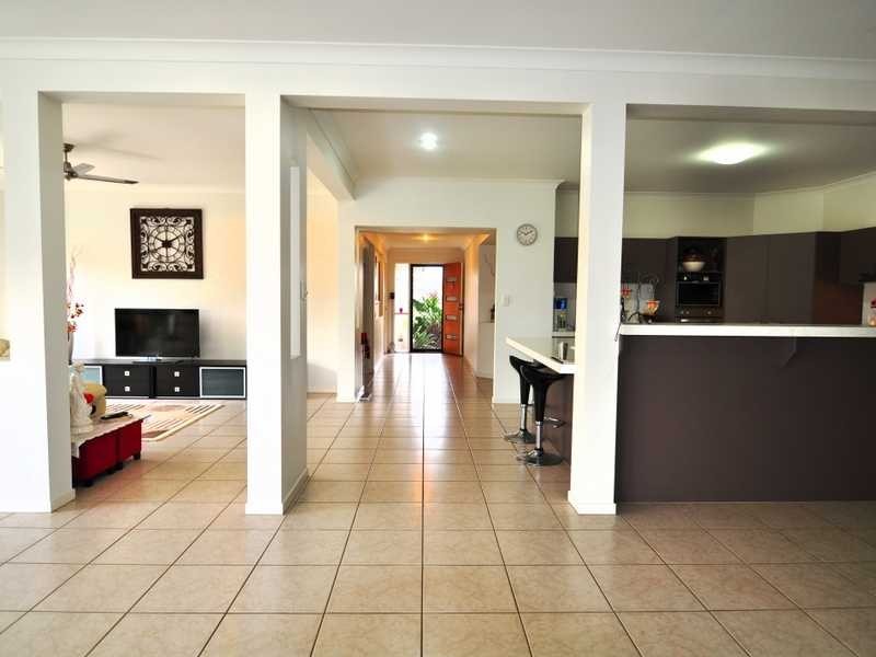 52 Creekside Esplanade, Cooloola Cove QLD 4580