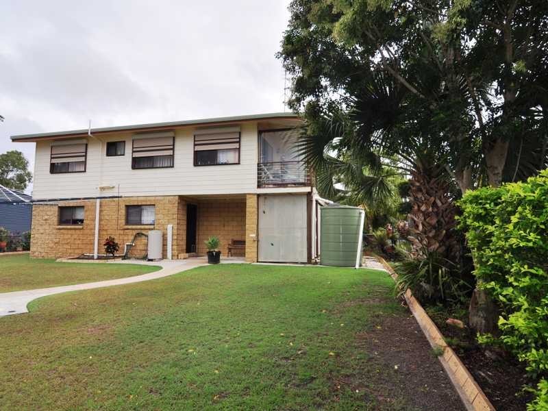 193 Gympie Road, Tin Can Bay QLD 4580