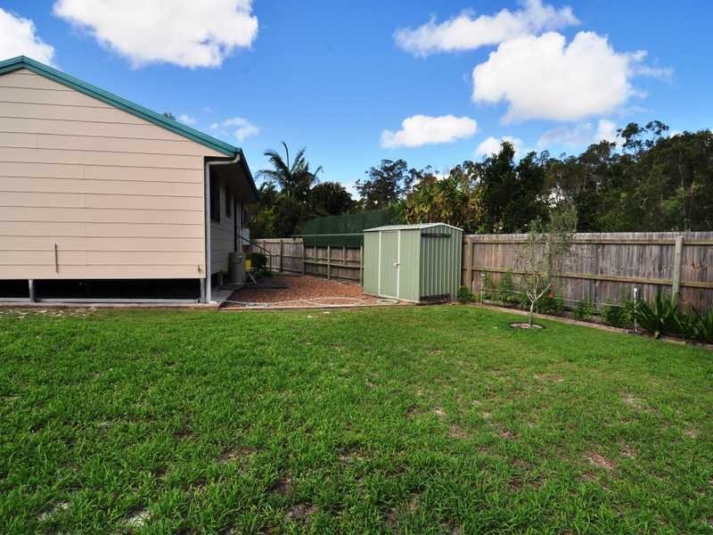 6 Victory Court, Cooloola Cove QLD 4580