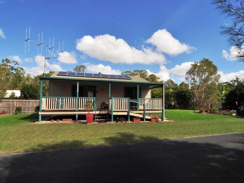 6 Victory Court, Cooloola Cove QLD 4580