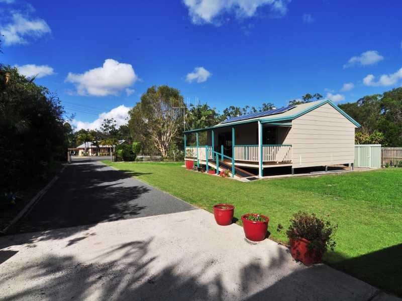 6 Victory Court, Cooloola Cove QLD 4580