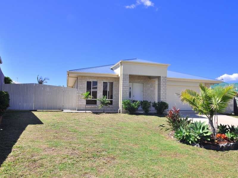 6 Dryandra Court, Tin Can Bay QLD 4580