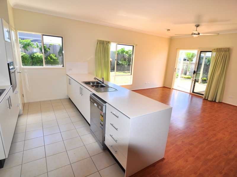 6 Dryandra Court, Tin Can Bay QLD 4580