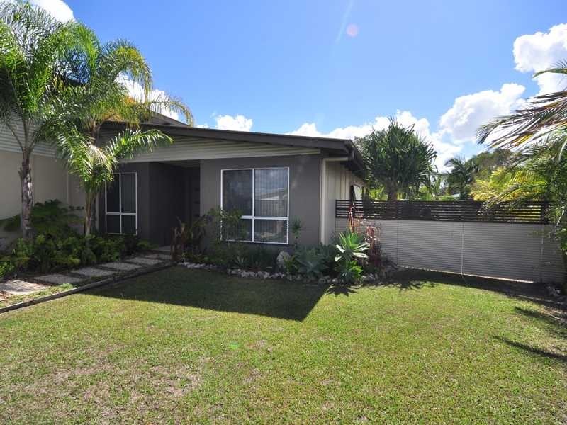 42 Sterling Castle Road, Tin Can Bay QLD 4580