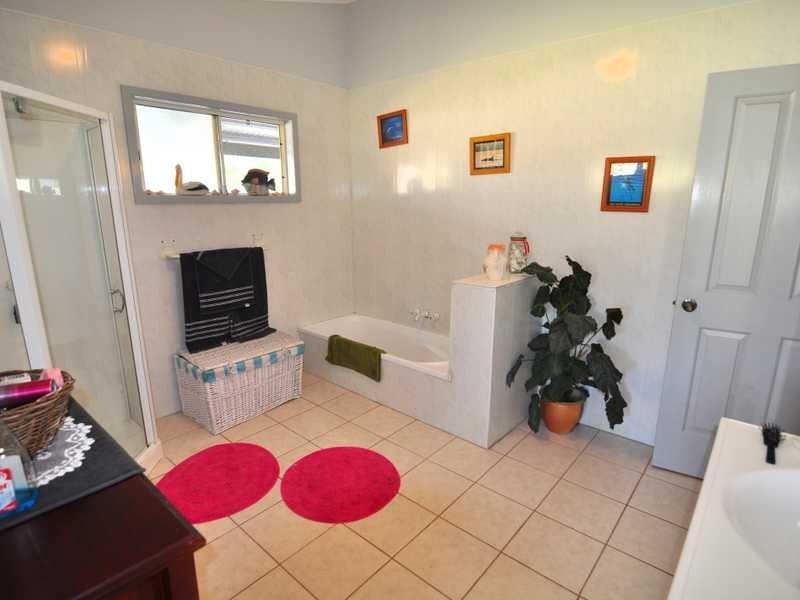 38 Discovery Drive, Cooloola Cove QLD 4580