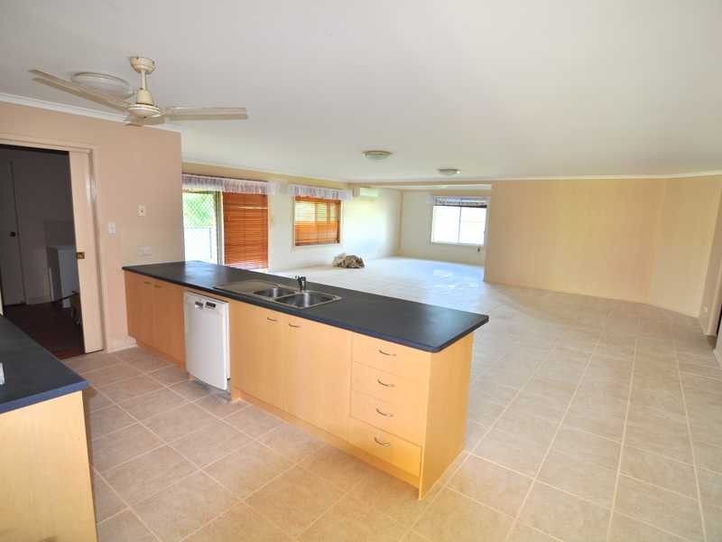 52 Marco Polo Drive, Cooloola Cove QLD 4580