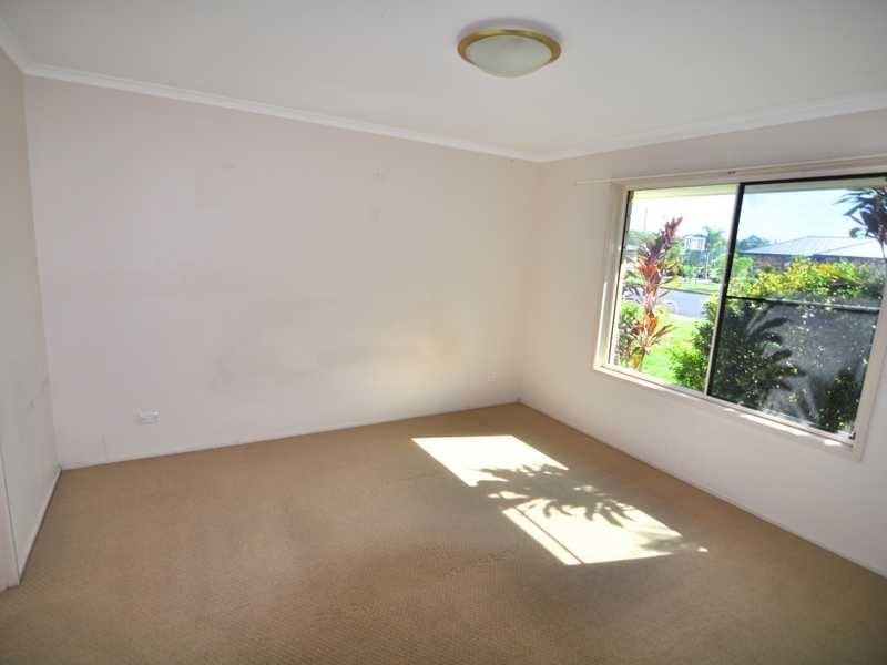52 Marco Polo Drive, Cooloola Cove QLD 4580