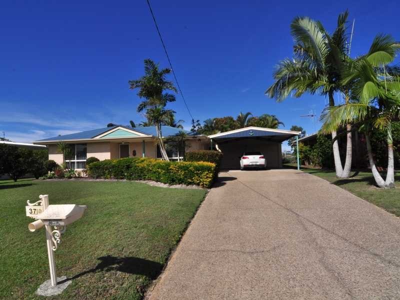 37 Marlin Way, Tin Can Bay QLD 4580