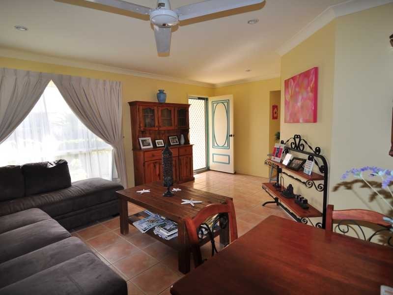 37 Marlin Way, Tin Can Bay QLD 4580