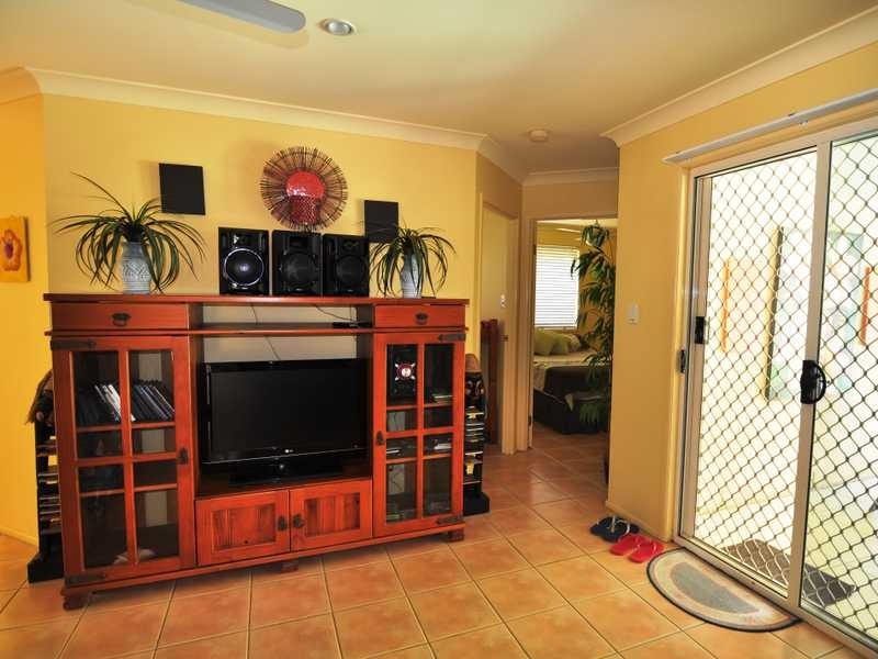37 Marlin Way, Tin Can Bay QLD 4580