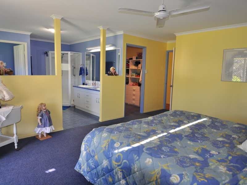 29 SANTA MARIA COURT, Cooloola Cove QLD 4580