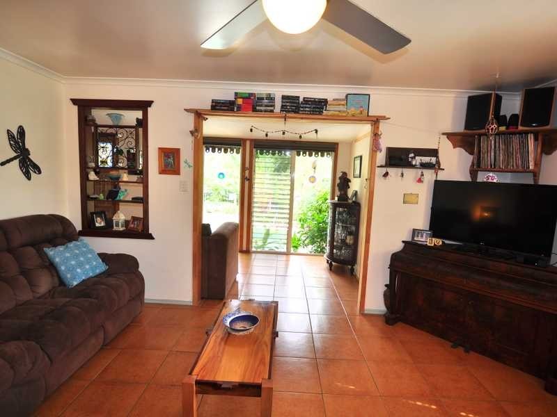 22 Queen Elizabeth Drive, Cooloola Cove QLD 4580