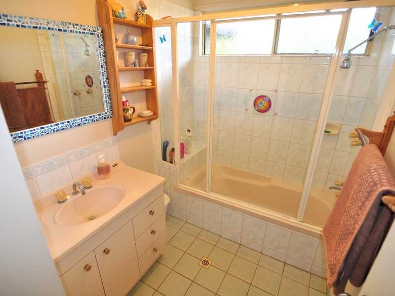 22 Queen Elizabeth Drive, Cooloola Cove QLD 4580