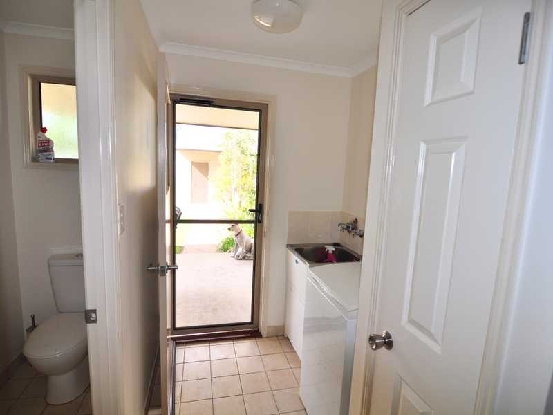 40 Canberra Avenue, Cooloola Cove QLD 4580