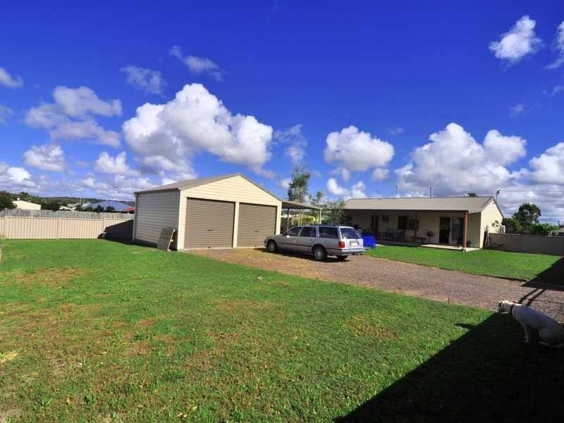 40 Canberra Avenue, Cooloola Cove QLD 4580