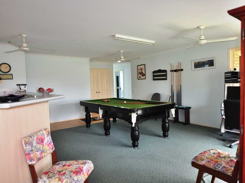 17 ACACIA CRESCENT, Tin Can Bay QLD 4580