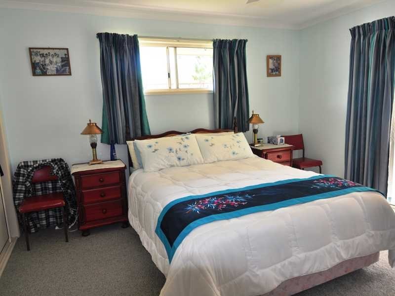 17 ACACIA CRESCENT, Tin Can Bay QLD 4580