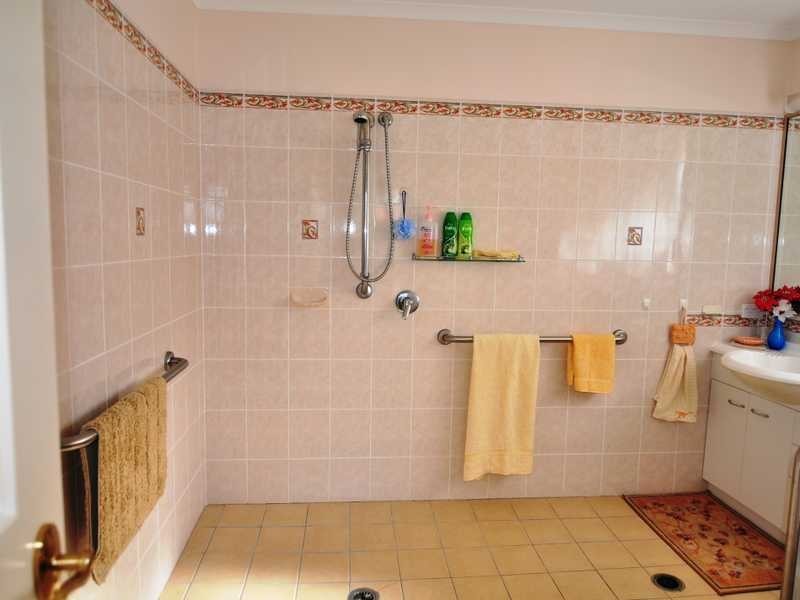 17 ACACIA CRESCENT, Tin Can Bay QLD 4580