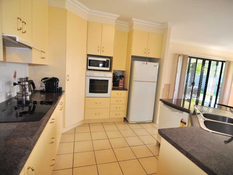 12 Dianella Circuit, Cooloola Cove QLD 4580