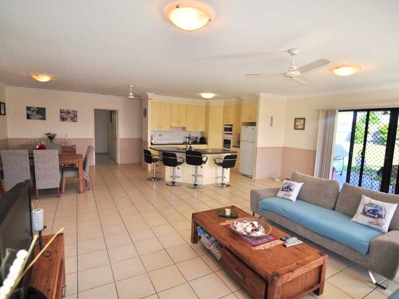 12 Dianella Circuit, Cooloola Cove QLD 4580