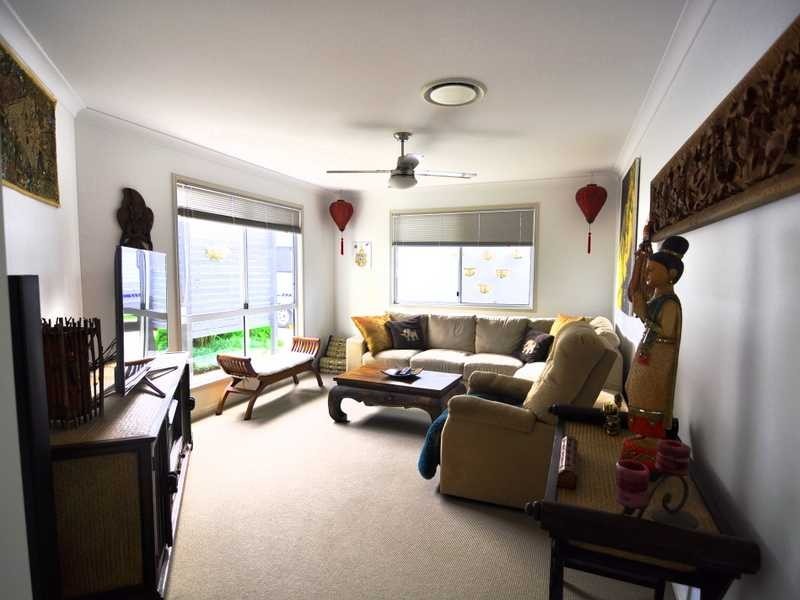 25 Creekside Esplanade, Cooloola Cove QLD 4580