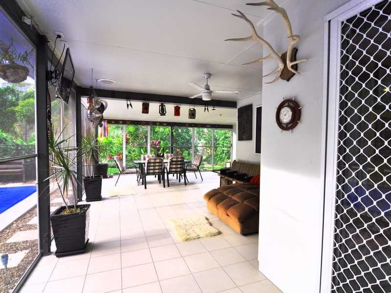 25 Creekside Esplanade, Cooloola Cove QLD 4580