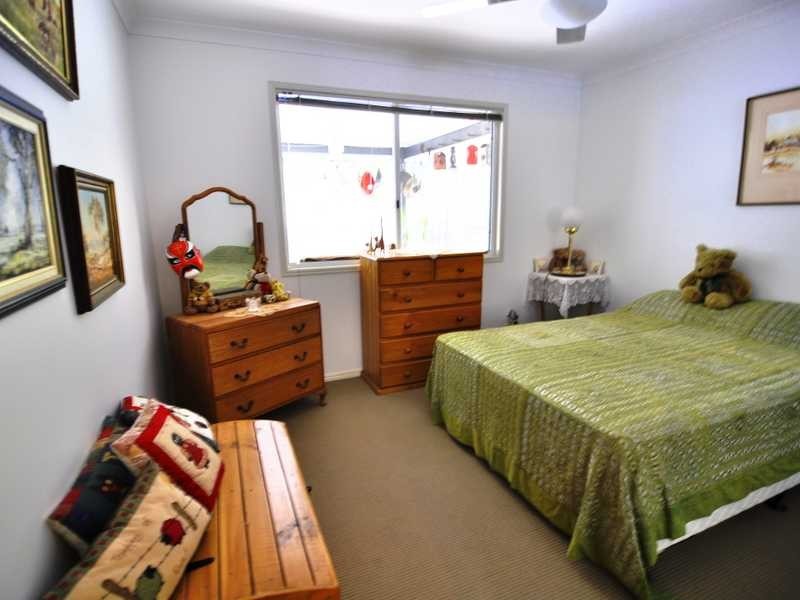 25 Creekside Esplanade, Cooloola Cove QLD 4580